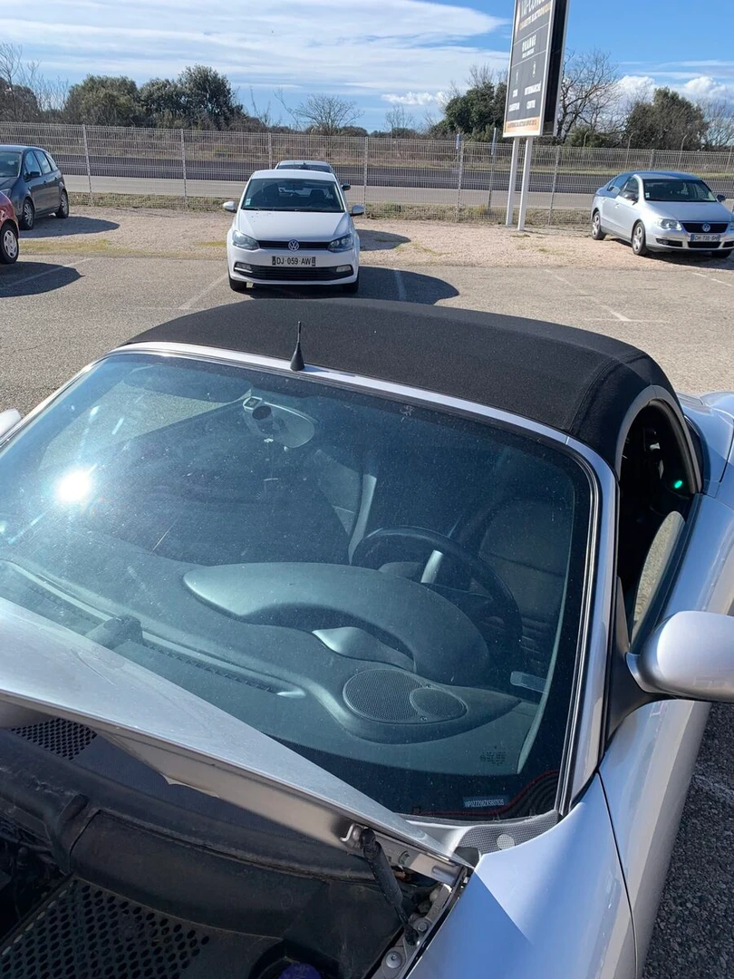 Porsche Boxster : nouvelle capote en alpaga noir