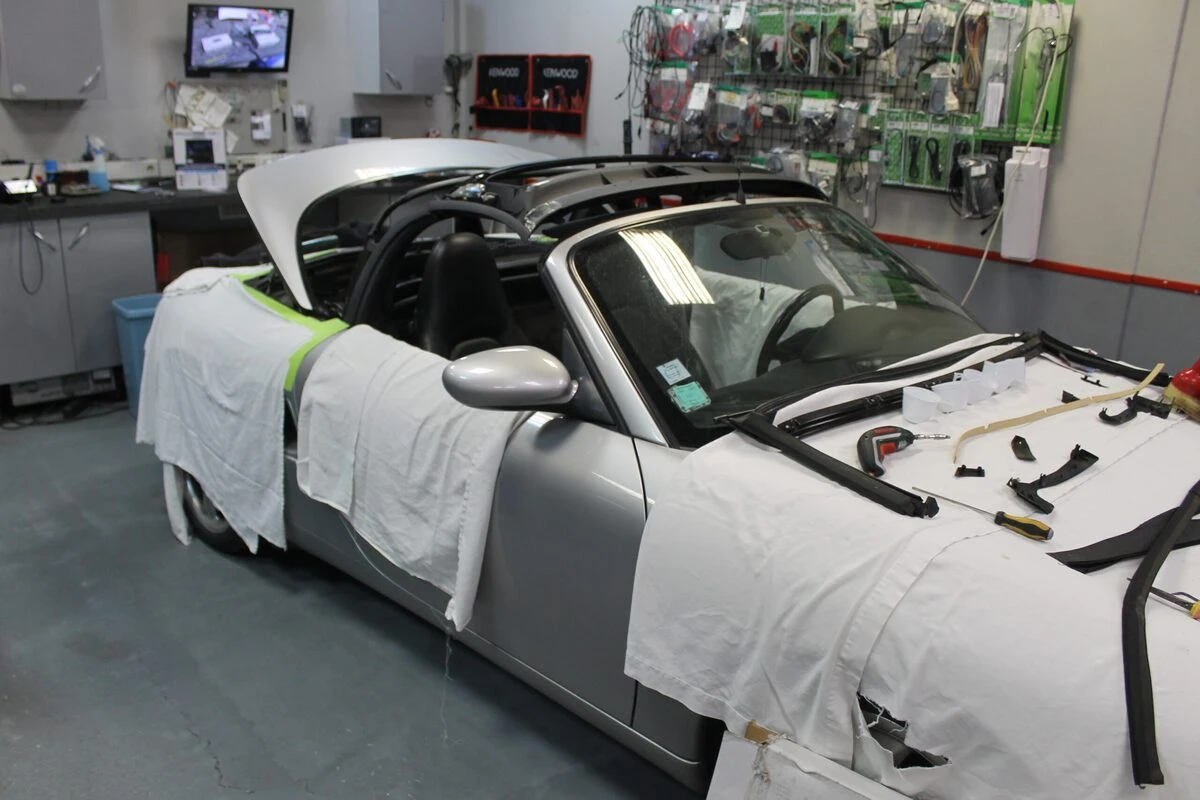 Porsche Boxster : nouvelle capote en alpaga noir