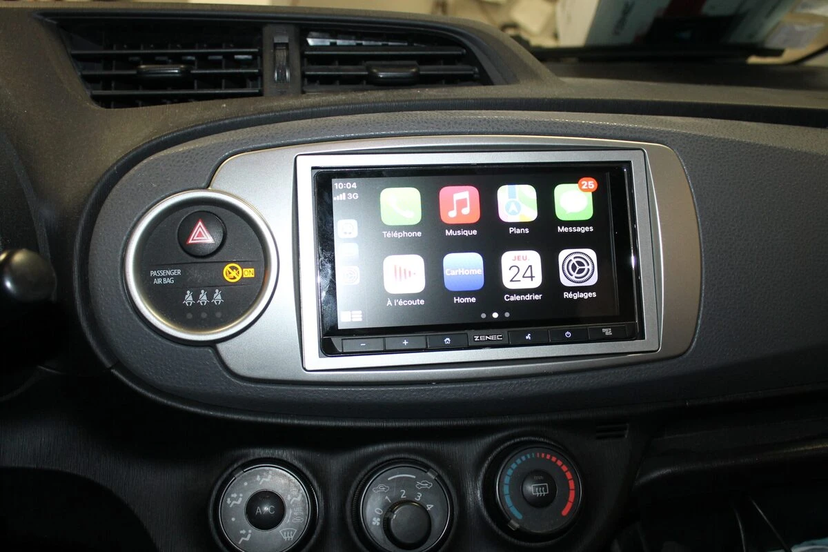 Toyota Yaris : autoradio Zenec CarPlay et Android Auto