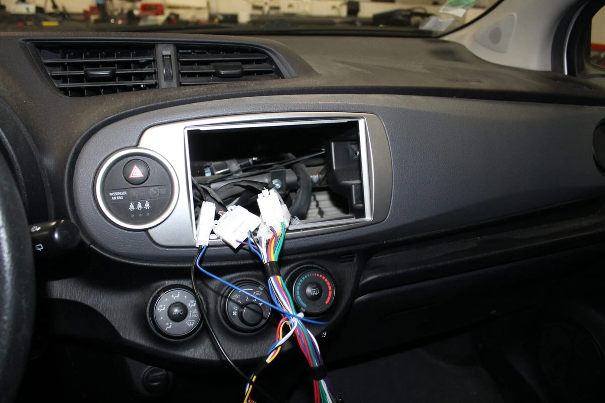 Toyota Yaris : autoradio Zenec CarPlay et Android Auto