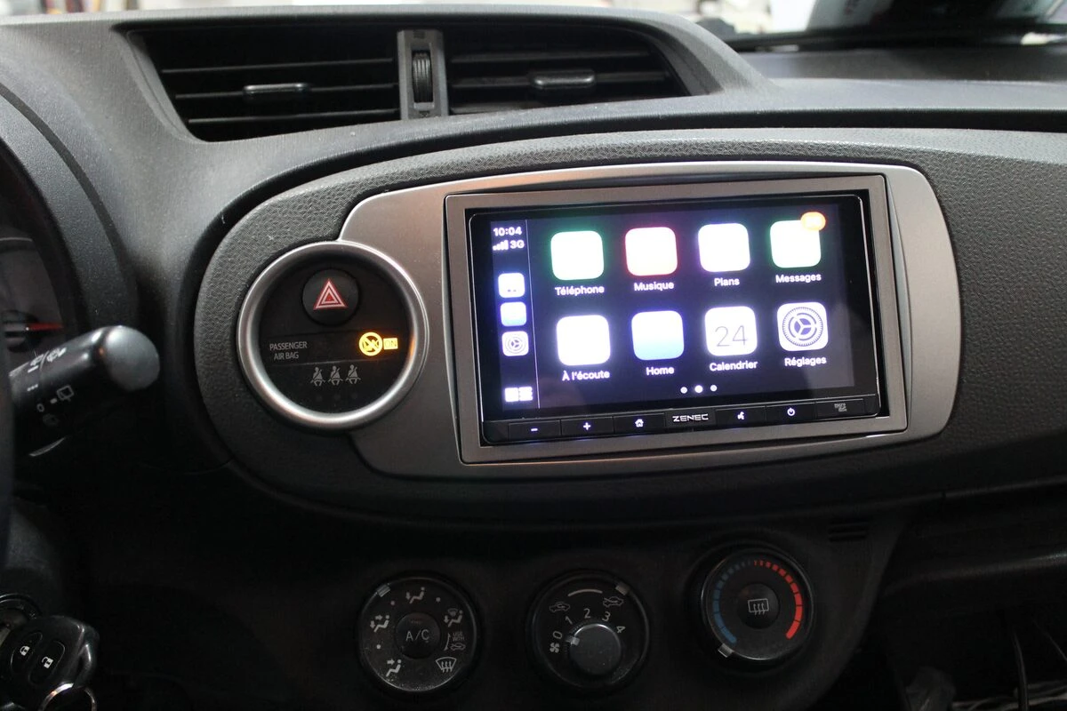 Toyota Yaris : autoradio Zenec CarPlay et Android Auto