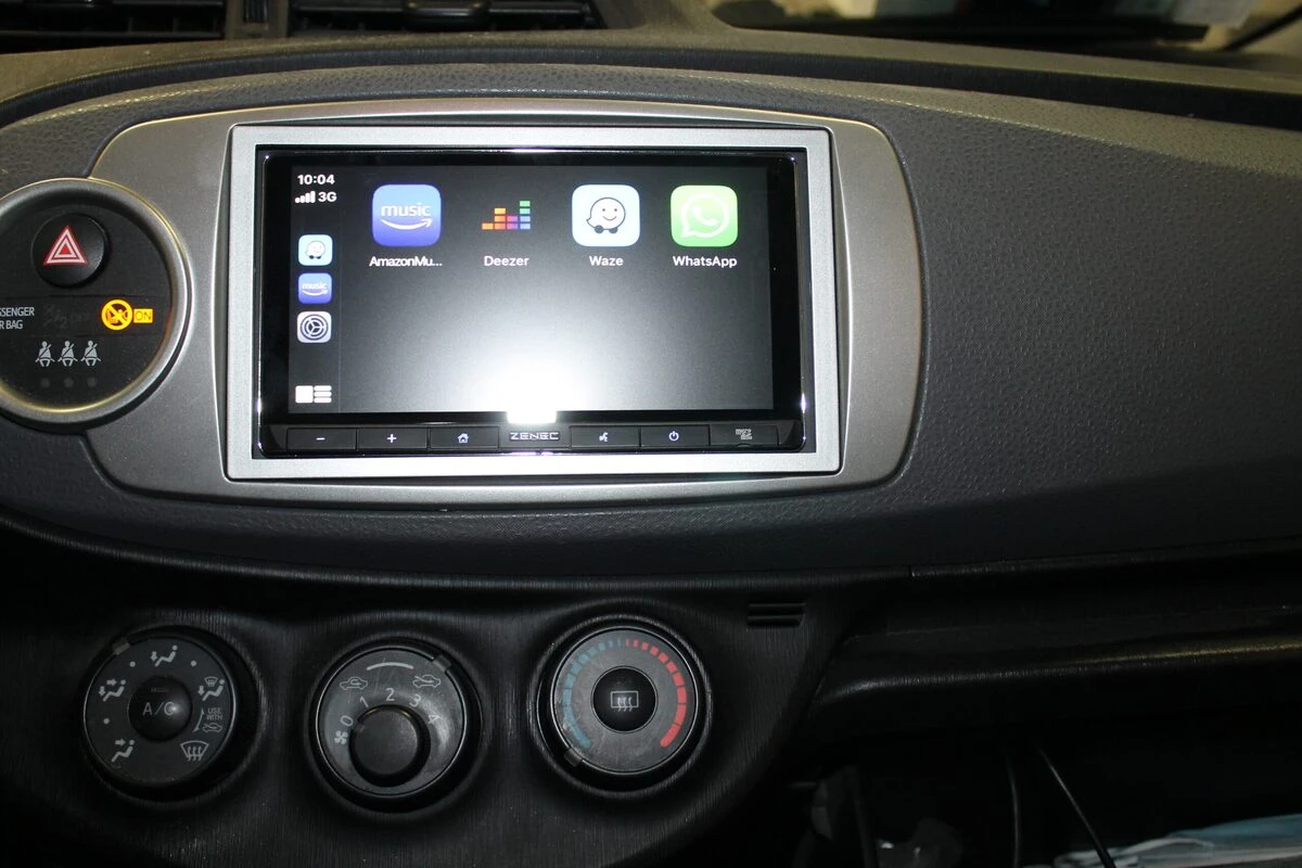 Toyota Yaris : autoradio Zenec CarPlay et Android Auto