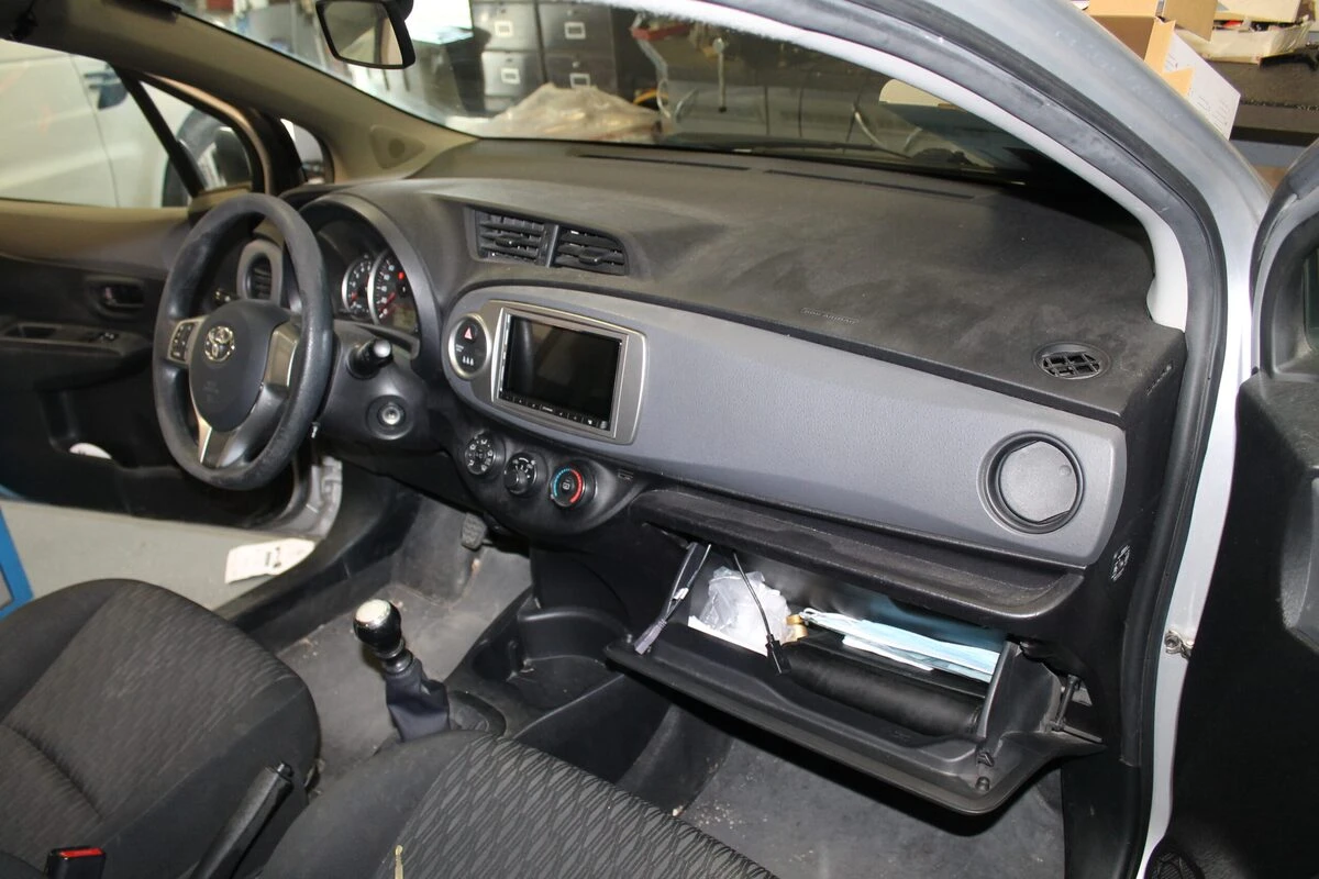 Toyota Yaris : autoradio Zenec CarPlay et Android Auto
