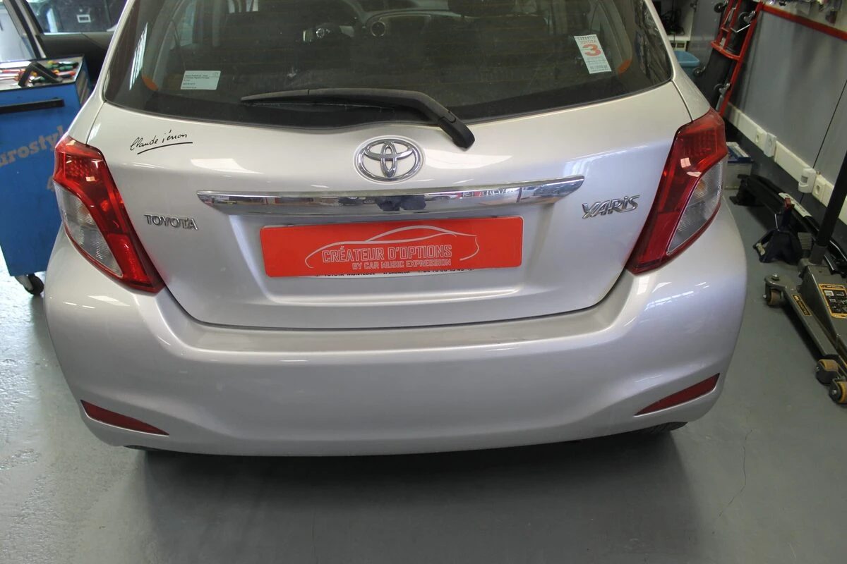 Toyota Yaris : autoradio Zenec CarPlay et Android Auto