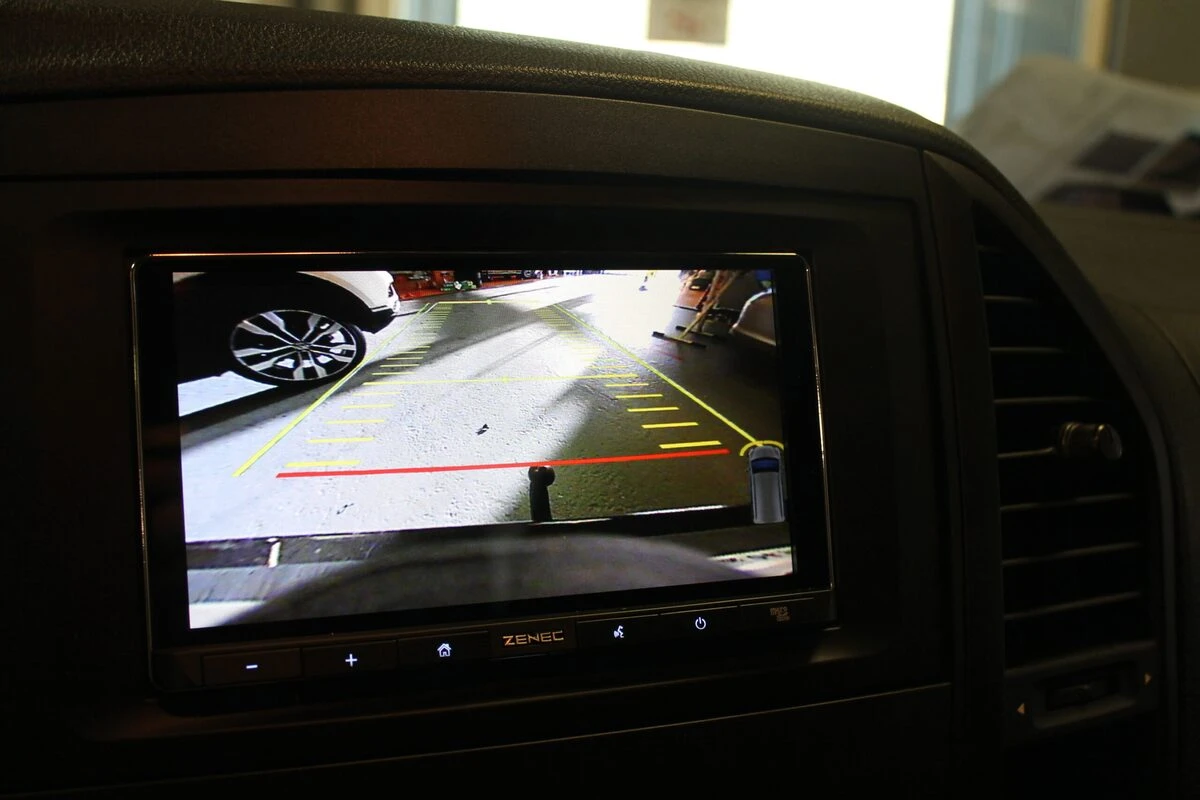 Mercedes Vito 2019 : CarPlay, Android Auto et caméra d'origine reprise