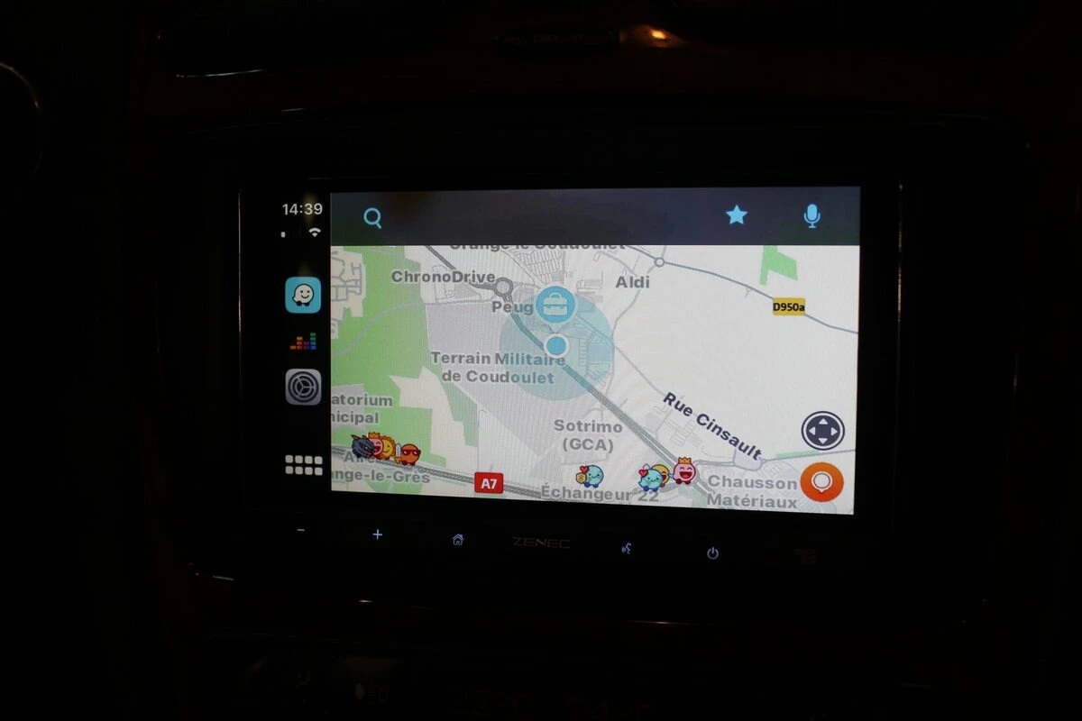 Mercedes CLK AMG : CarPlay, Android Auto et commandes au volant