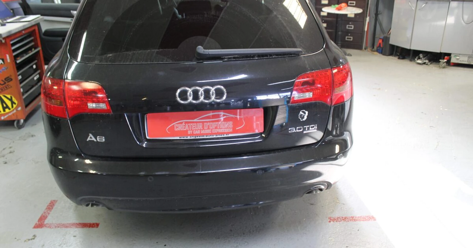 Audi A6 : réparation du calculateur radio MMI 5F