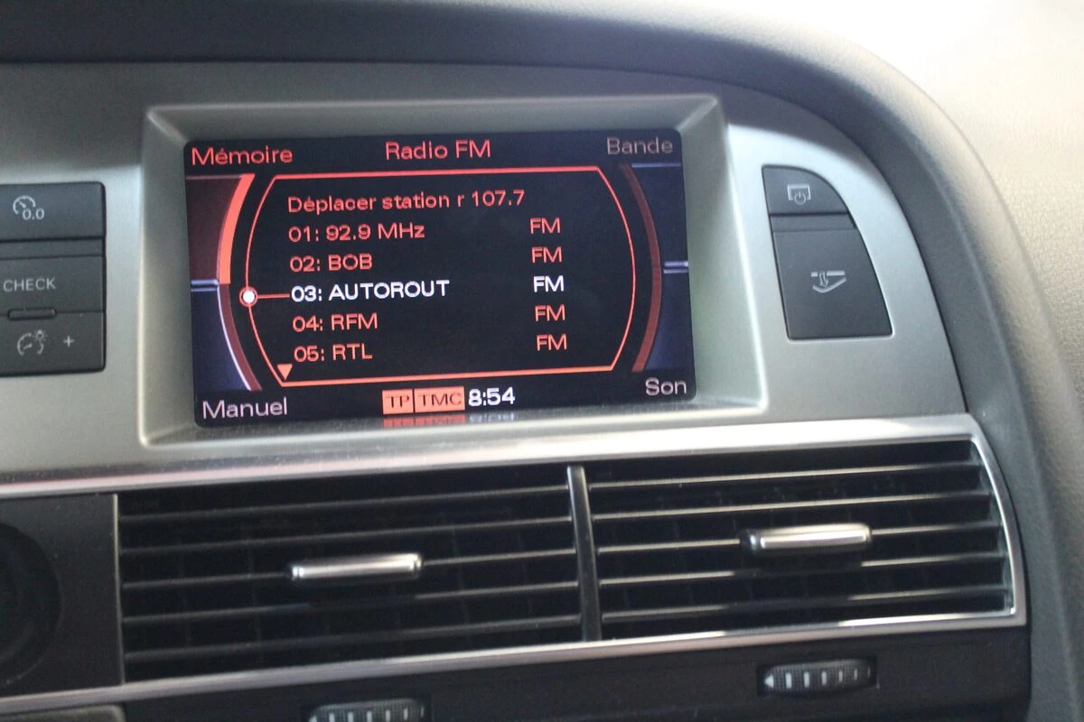 Audi A6 : réparation du calculateur radio du MMI
