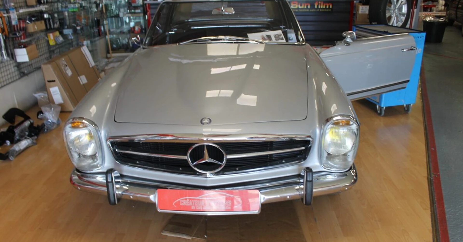 Mercedes Pagode 280 SL : électricité et autoradio