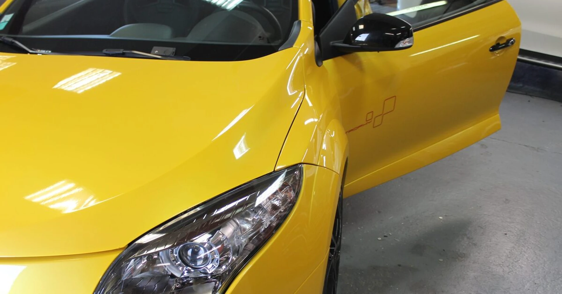 Mégane RS : haut-parleurs BLAM et caisson ESX