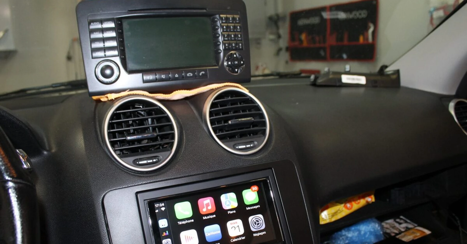 Mercedes ML W164 : CarPlay et Harman Kardon conservé
