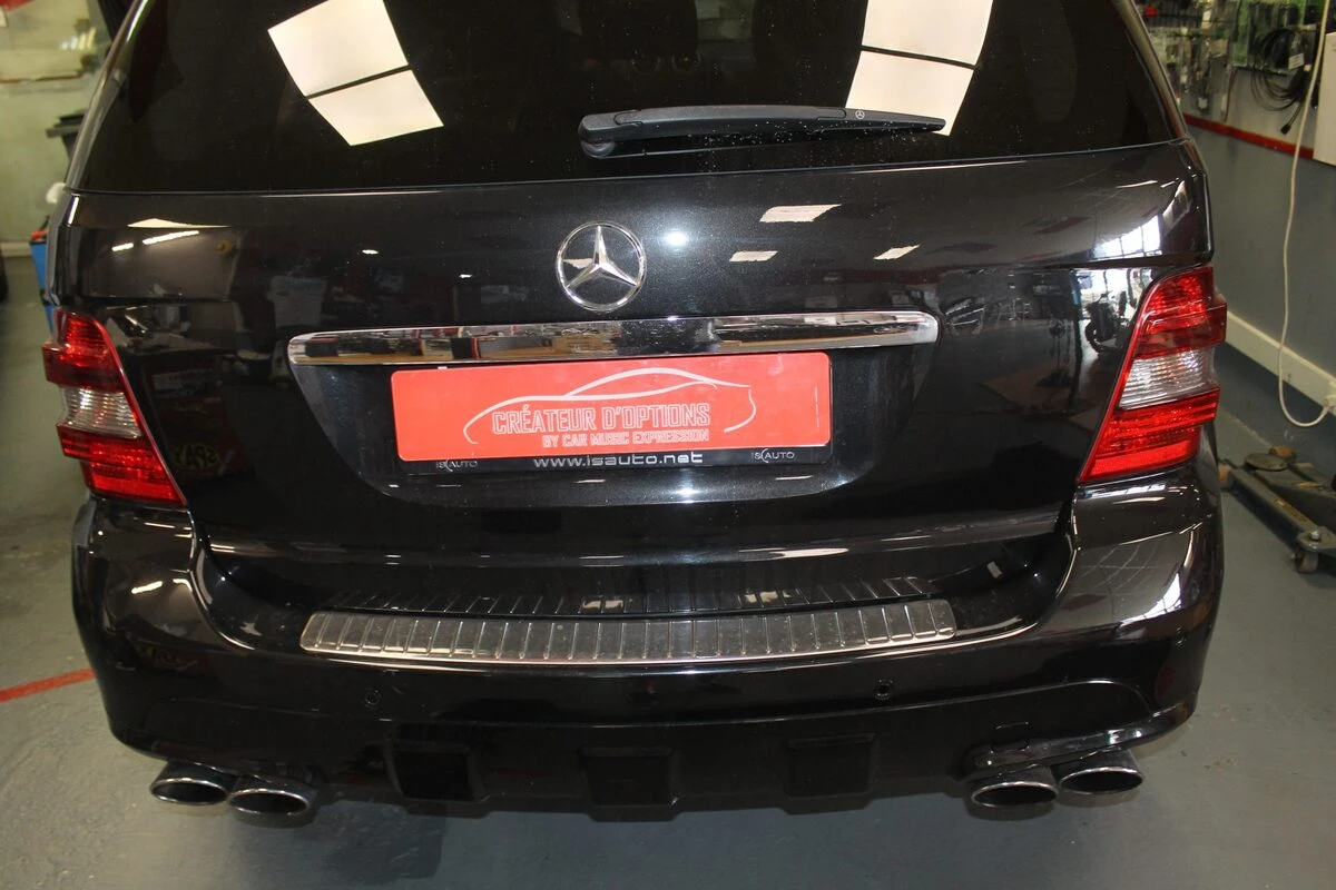 Mercedes ML W164 : CarPlay avec Harman Kardon conservé