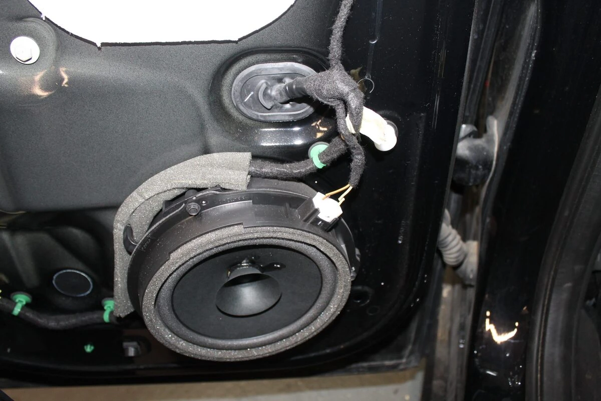 Ford Kuga 2018 : haut-parleurs BLAM Audio