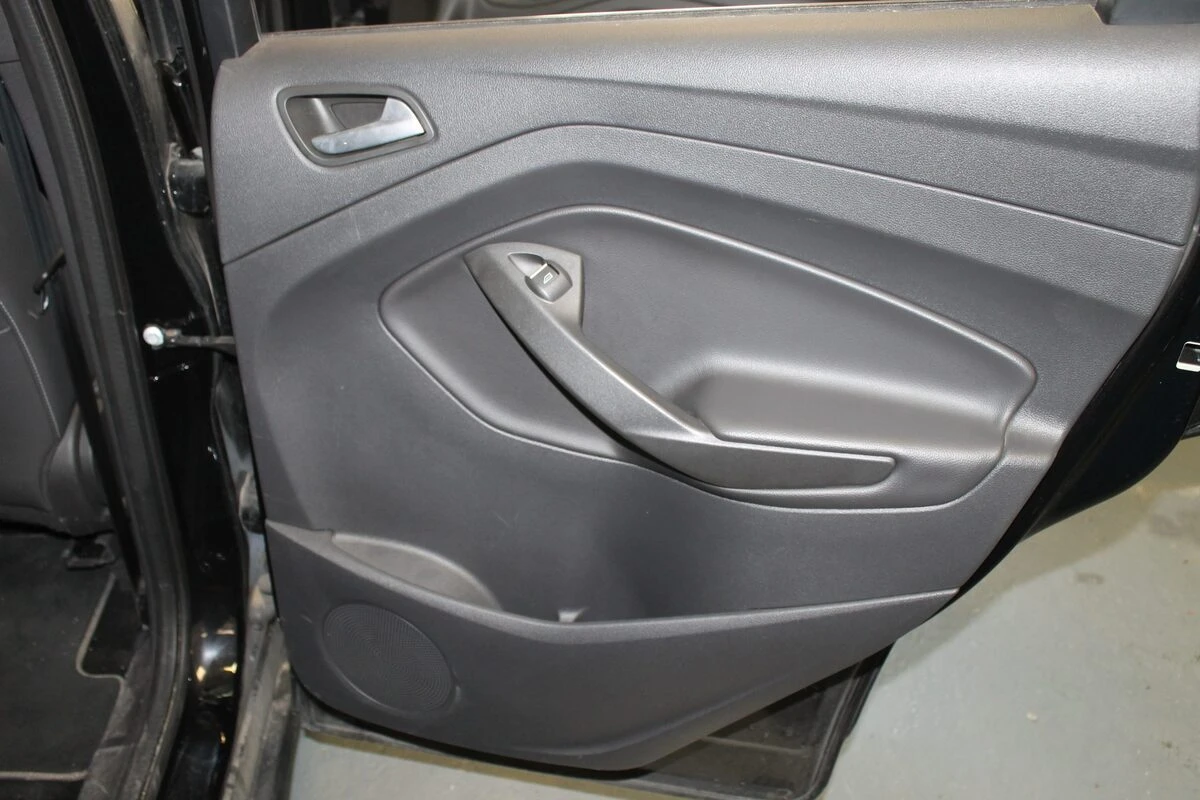 Ford Kuga 2018 : haut-parleurs BLAM Audio