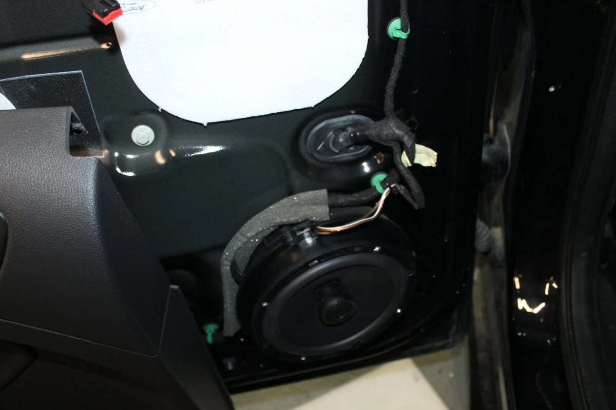 Ford Kuga 2018 : haut-parleurs BLAM Audio