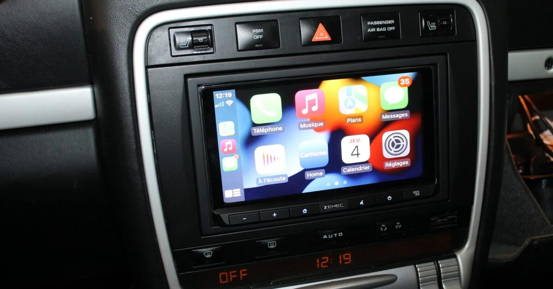 Autoradio CarPlay sur Porsche Cayenne GTS avec Bose