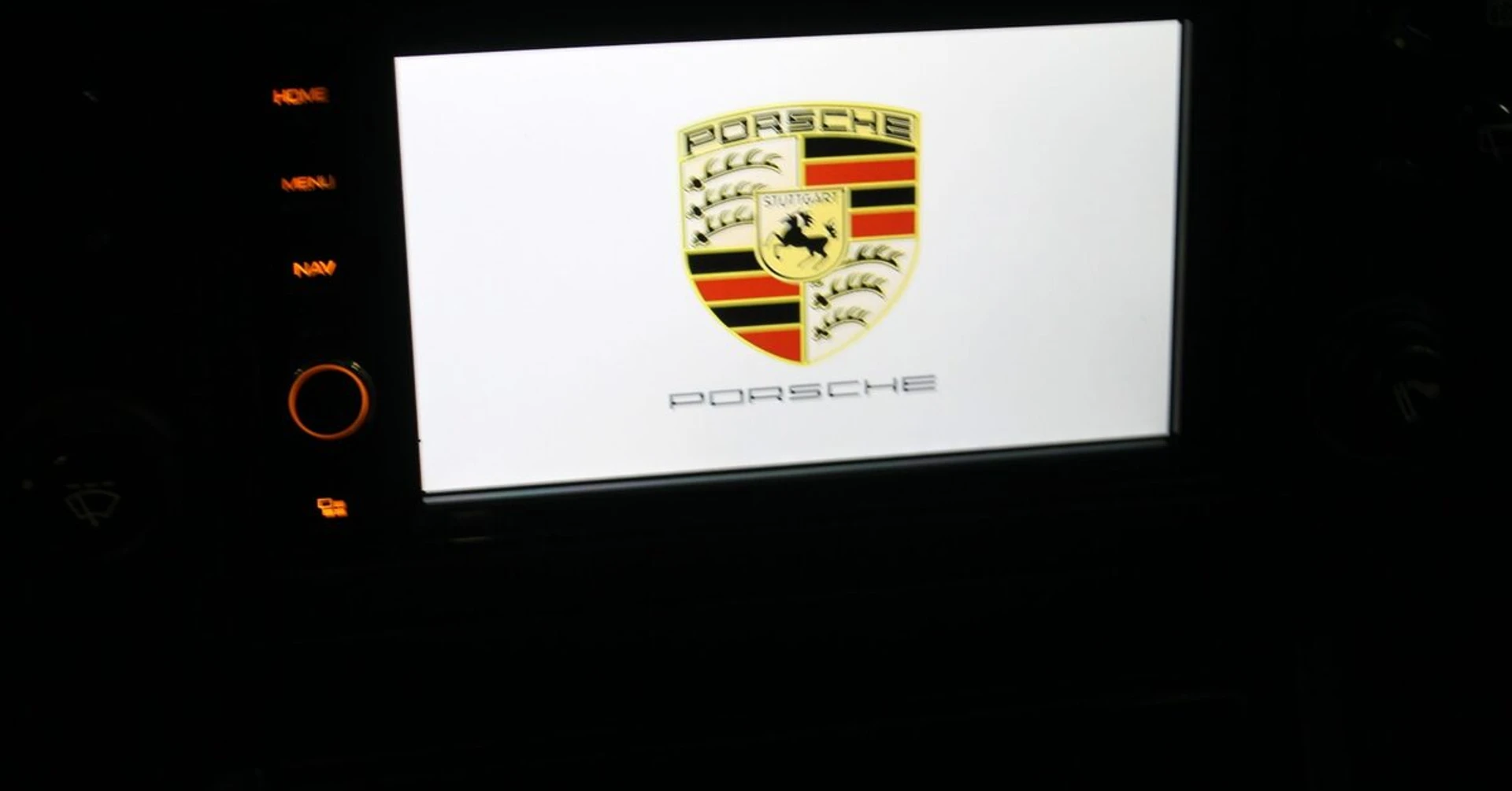 Autoradio Kenwood CarPlay et caméra sur Porsche 996