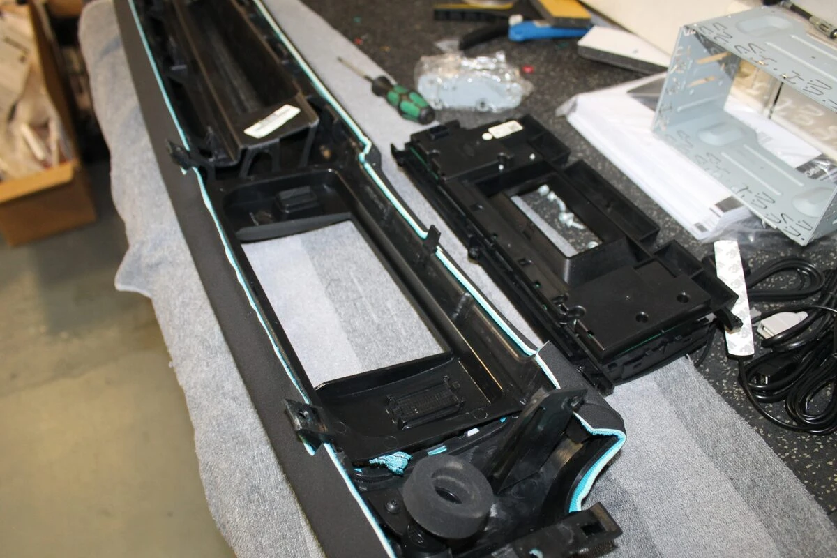 Range Rover Evoque : Kenwood DNX5190DABS et caméra de recul
