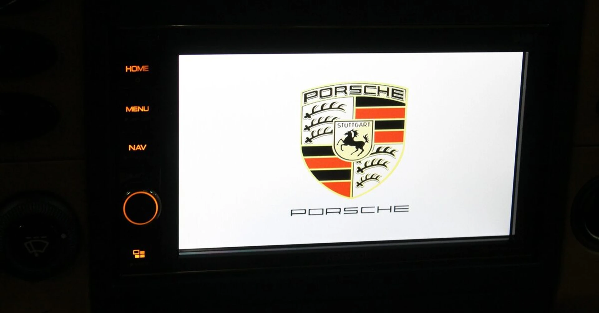 Kenwood, caméra et haut-parleurs BLAM sur Porsche 996