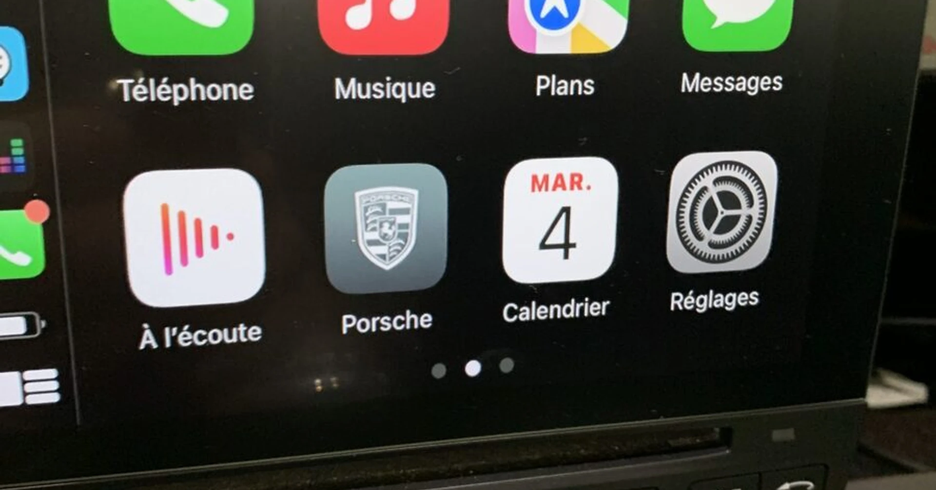Porsche GT3 : CarPlay et Android Auto sur écran d'origine