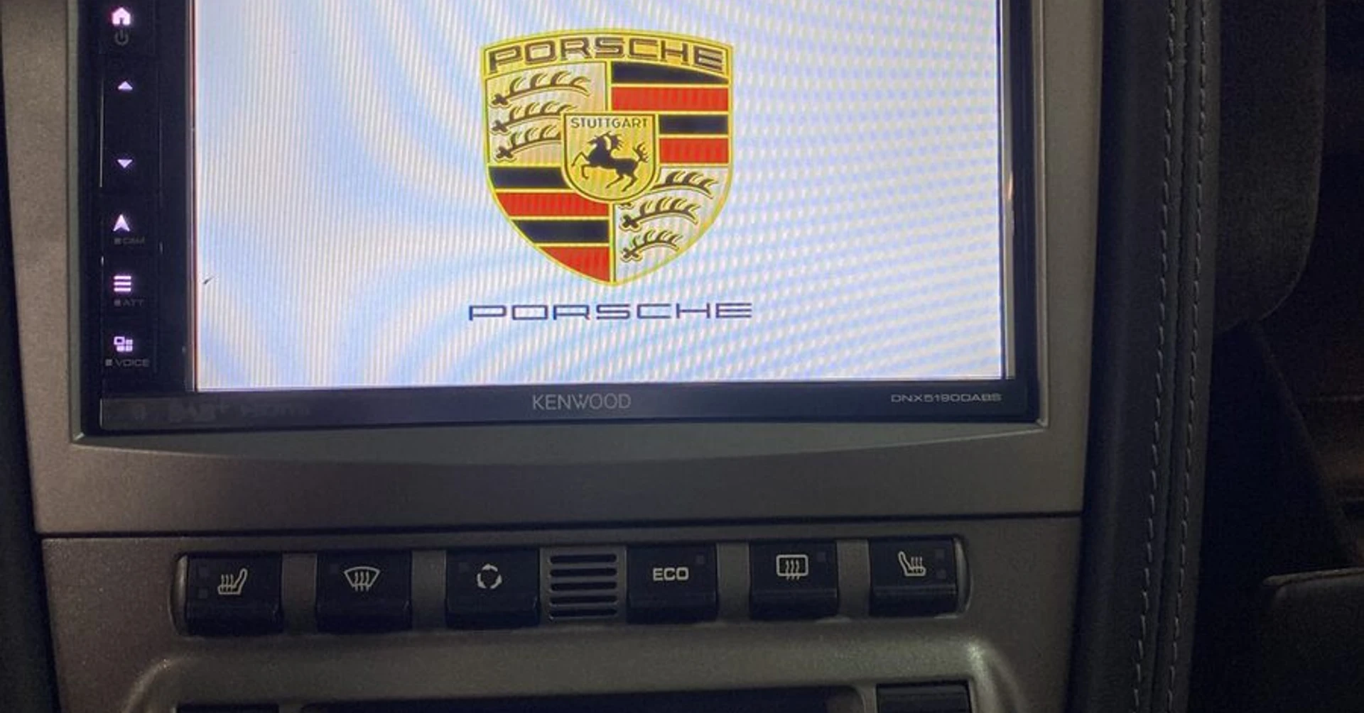Porsche 997 Carrera 4S : Kenwood CarPlay et caméra