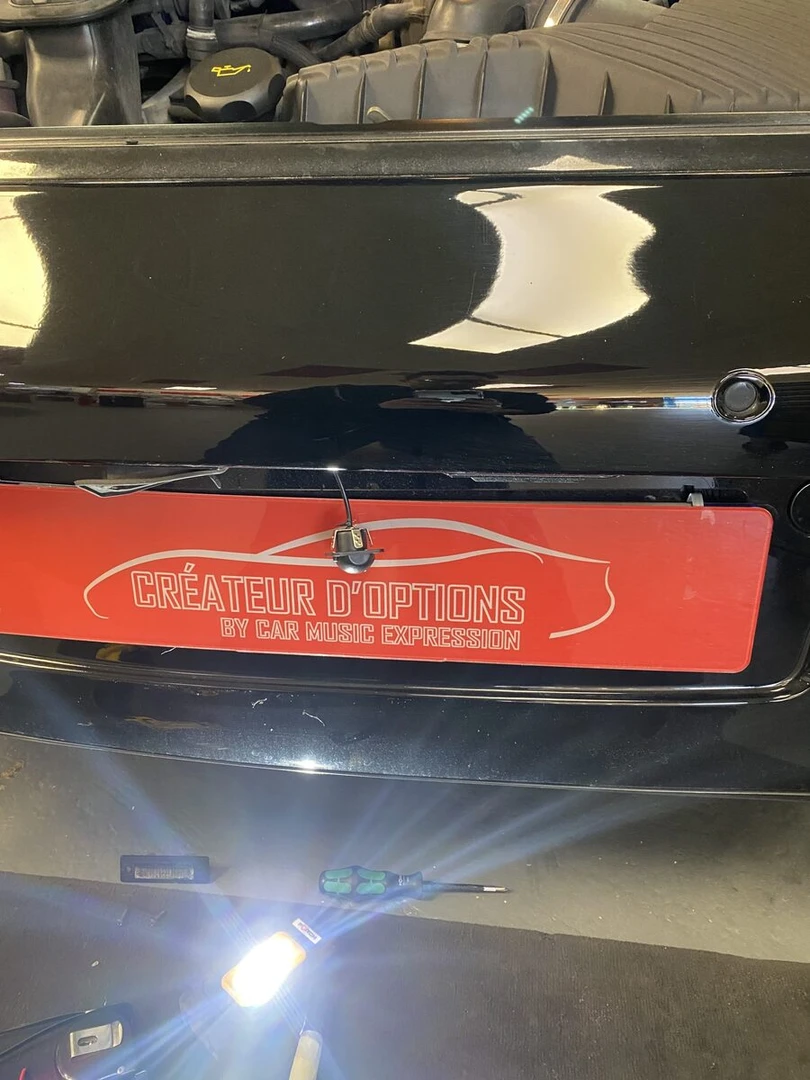 Porsche 996 : Kenwood DNX419DABS, CarPlay et caméra de recul
