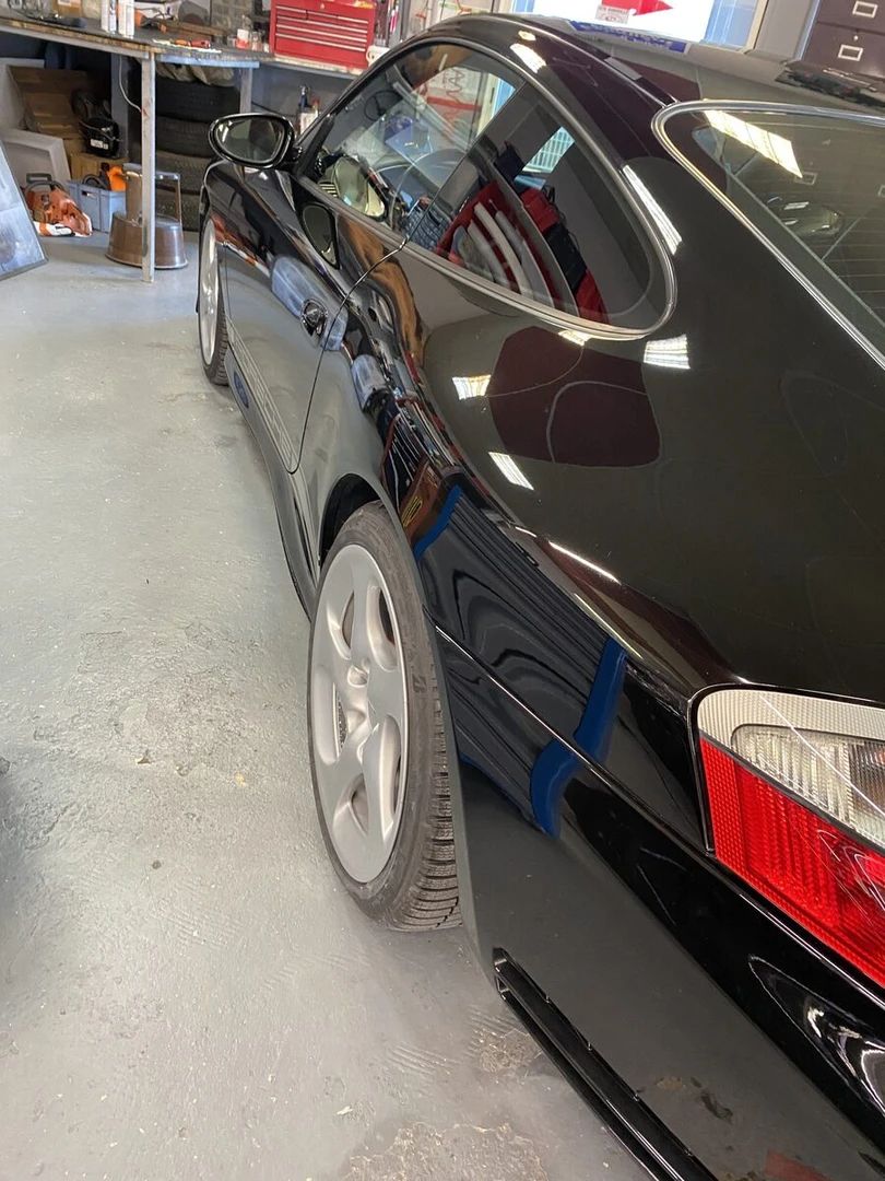 Porsche 996 : Kenwood DNX419DABS, CarPlay et caméra de recul