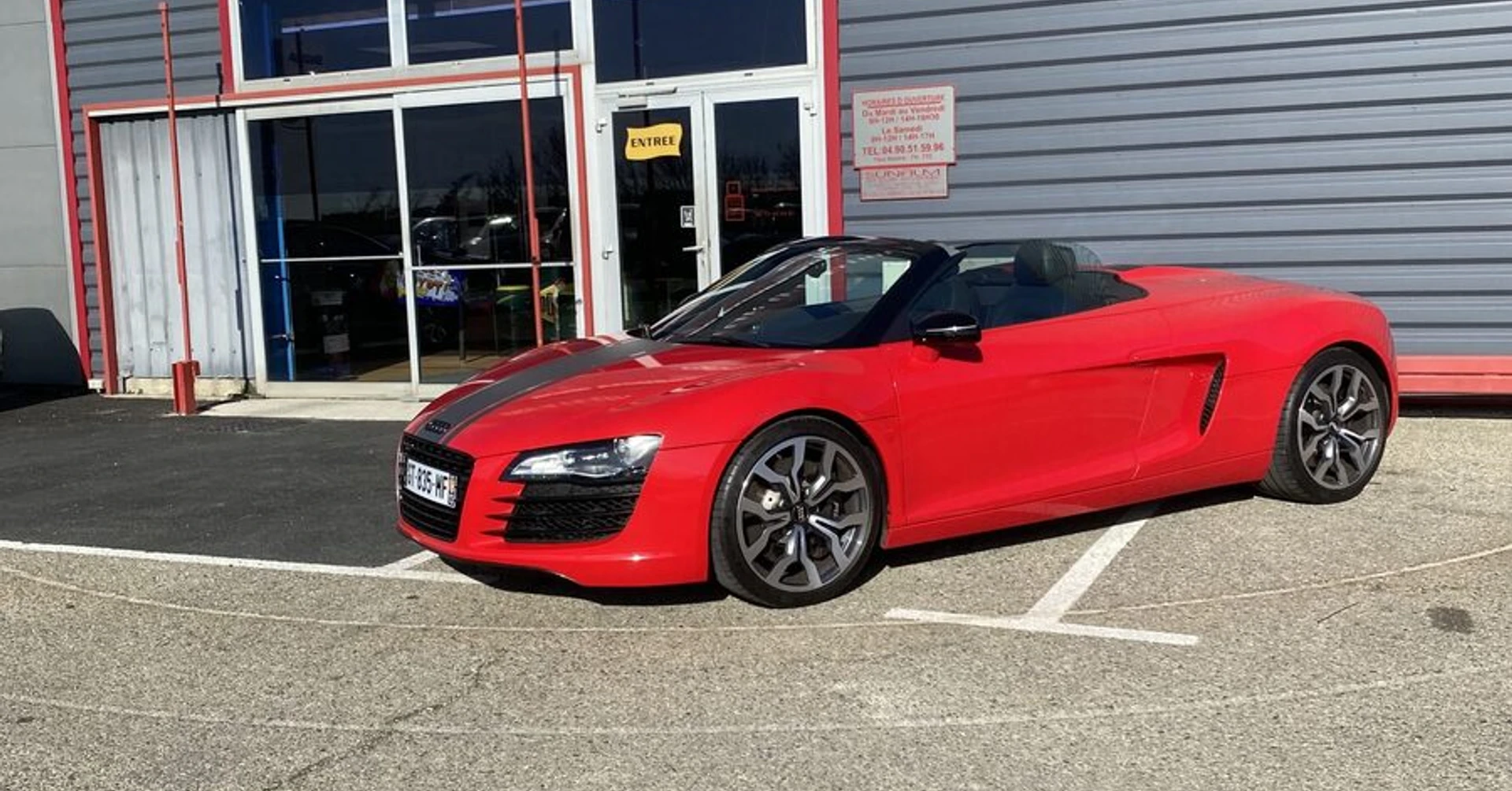 Audi R8 : Kenwood CarPlay et caméra de recul